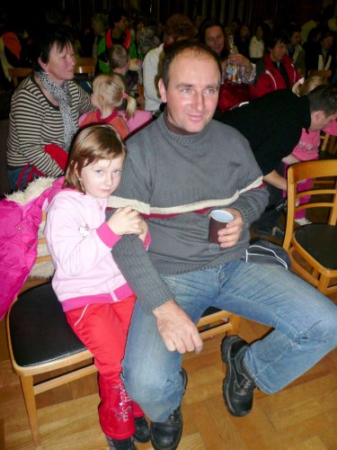 Mikulášské zpívání u stromečku - 3.12.2010